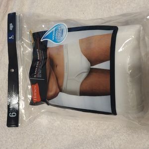 Hanes 6 Tag Less Briefs NIP Large